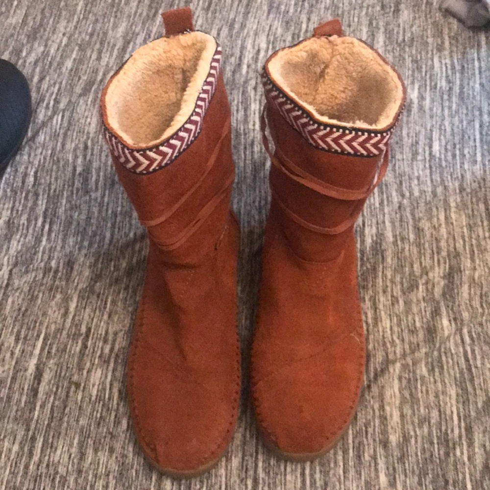 Toms Nepal winter boots size 7.5